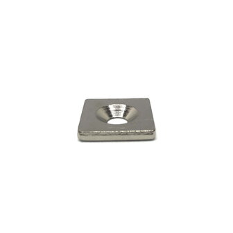 metalen plaat 20x20x3 mm met verzonken gat