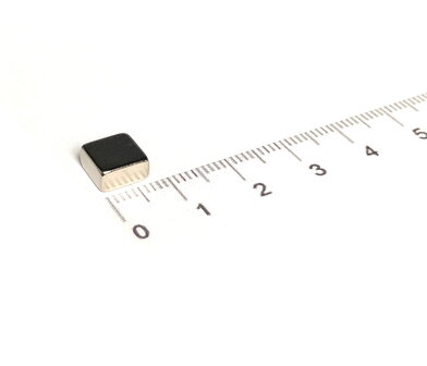 blok magneet neodymium 8x8x4 mm