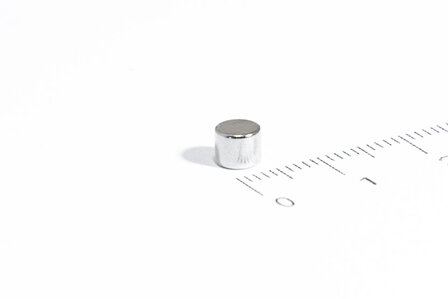 5x5 mm vernikkeld N45