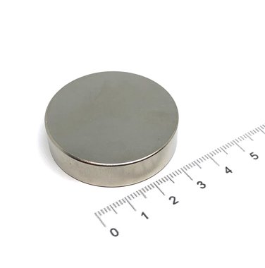 40x10 mm vernikkeld N35