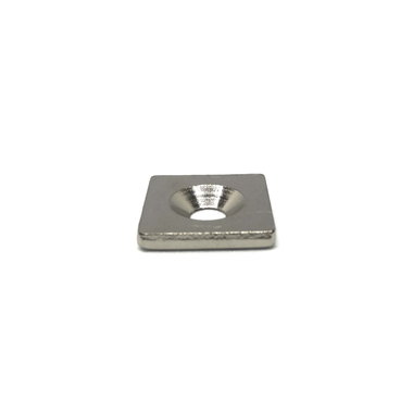 Metalen plaat 20x20x3 mm vernikkeld met verzonken gat als basis voor magneten